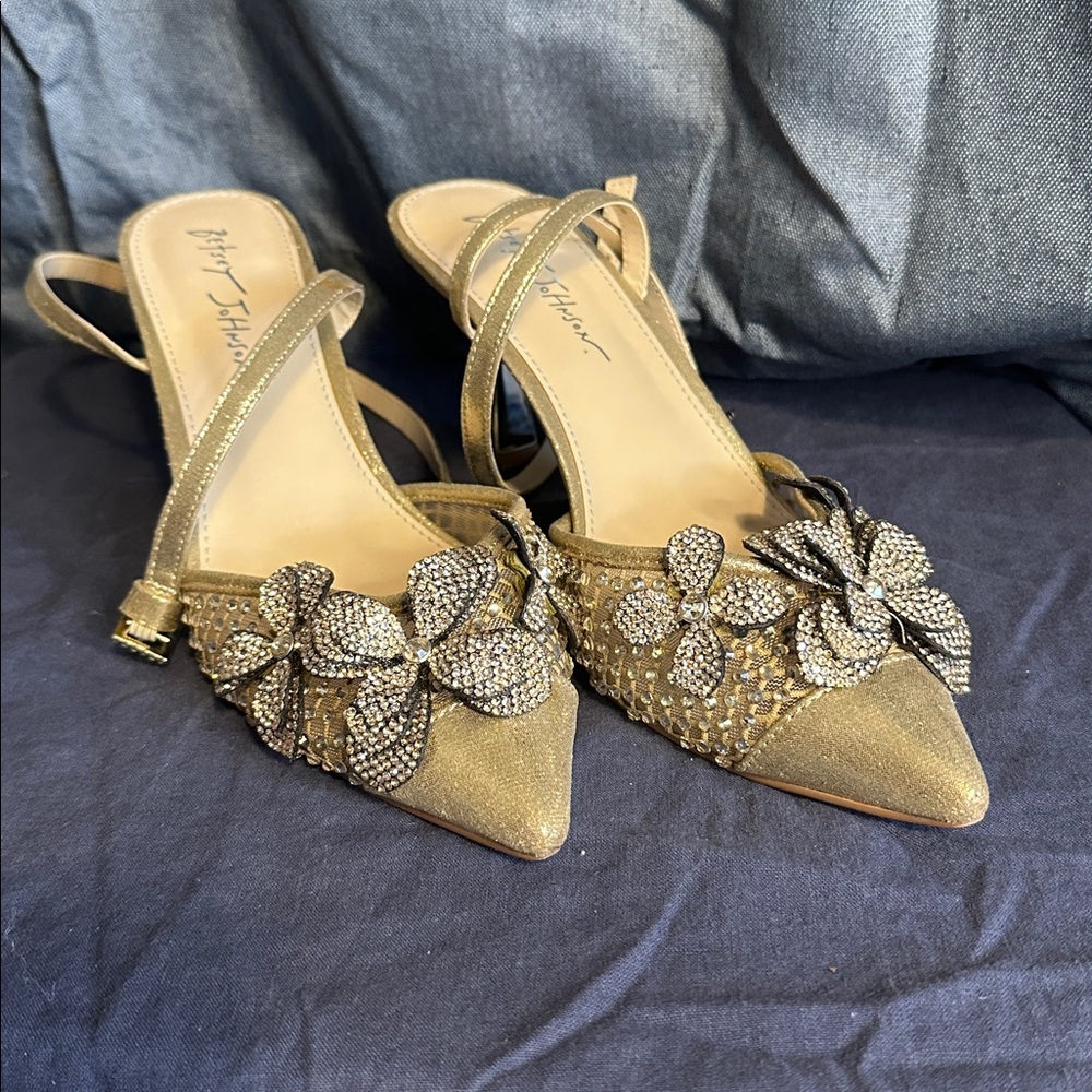 Betsey Johnson SB-Sofya Heels